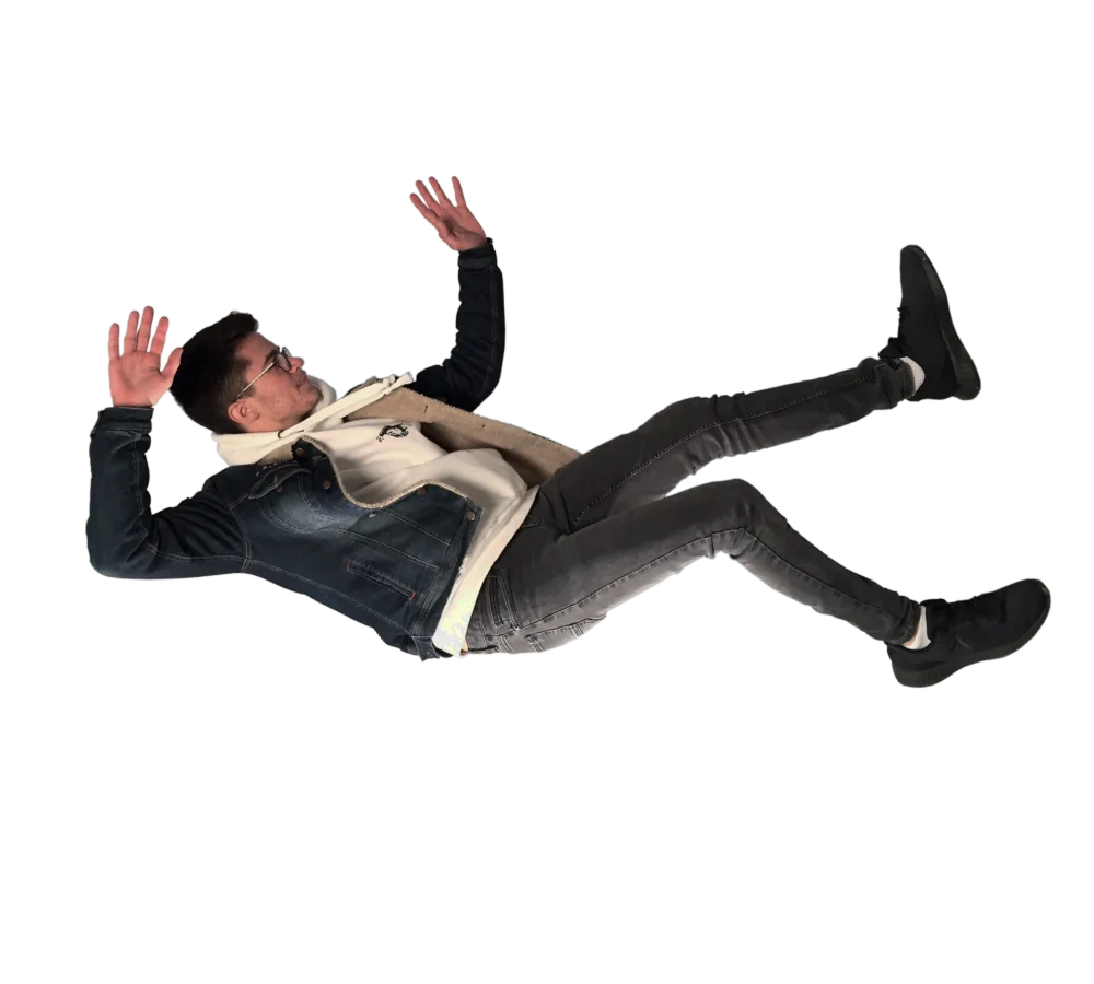 Garçon en veste en jeans tombant du ciel